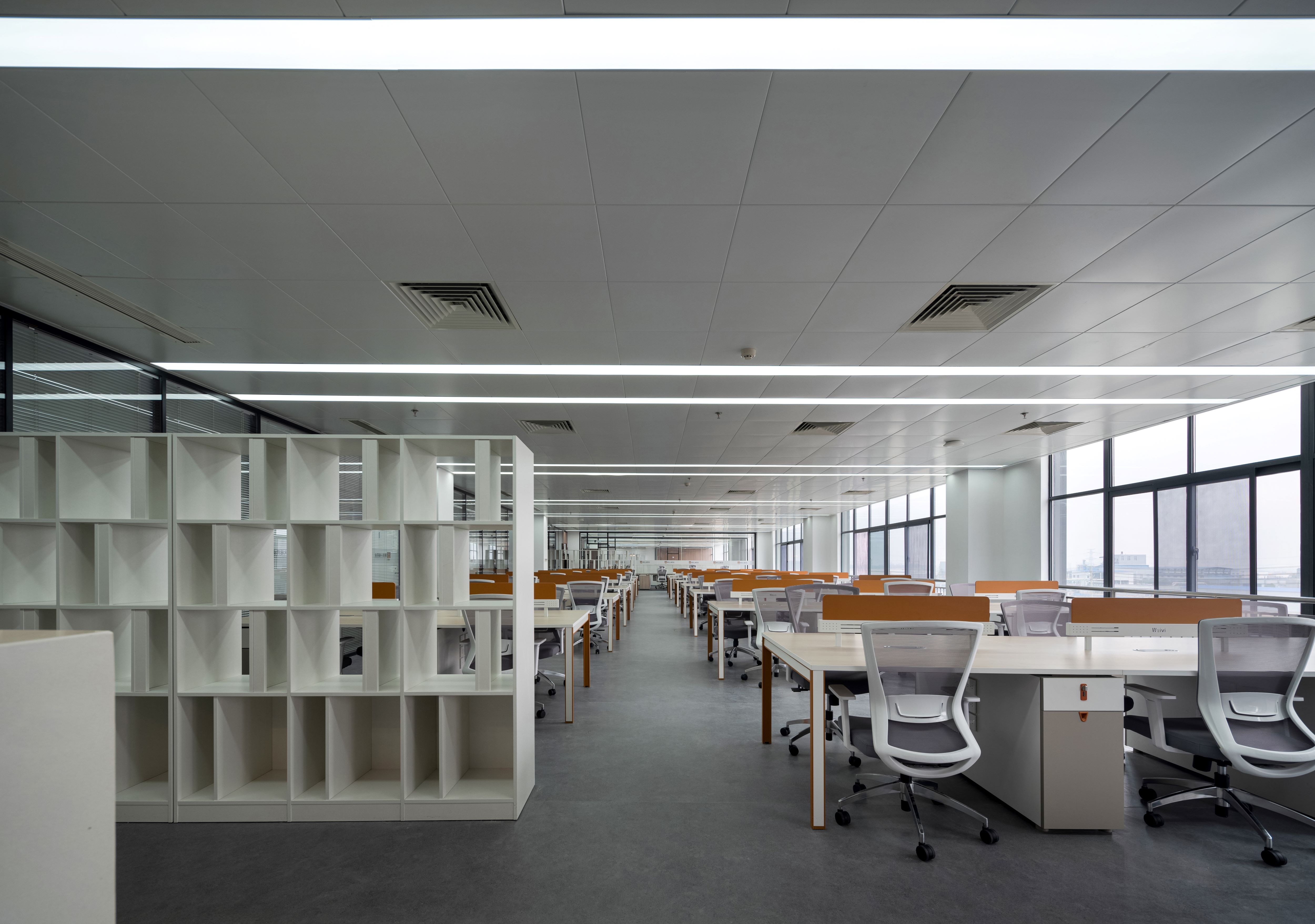 【完工案例】人福醫(yī)藥黃岡總部辦公室裝修完工！(圖3)